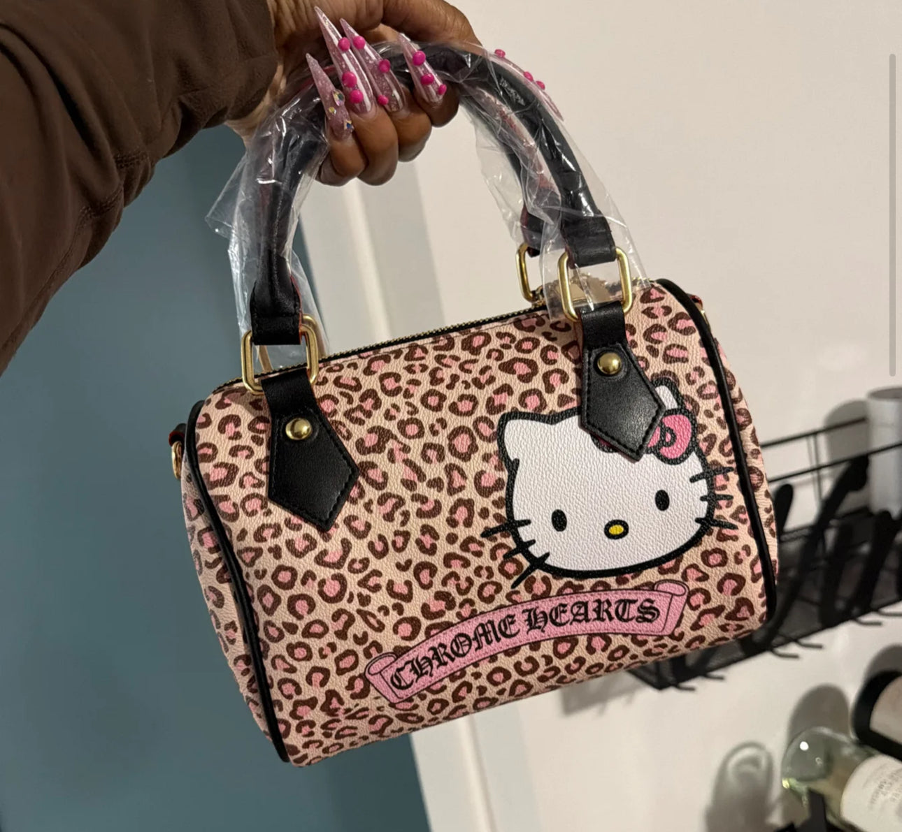 Small pillow bags (comes with a strap)
