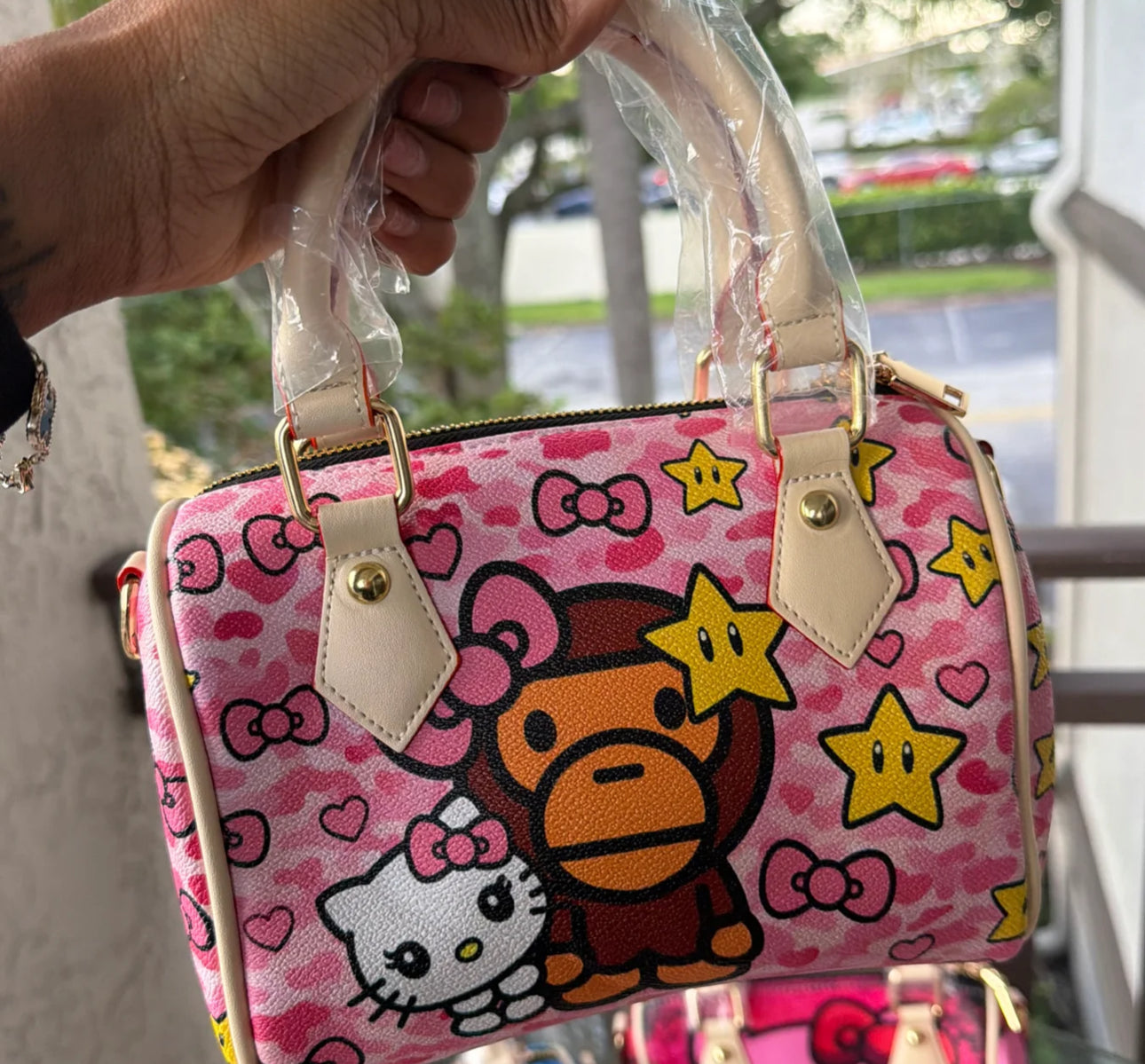 Small pillow bags (comes with a strap)