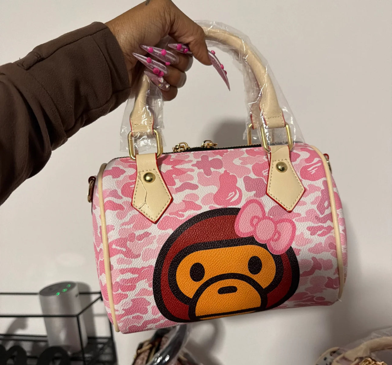 Small pillow bags (comes with a strap)