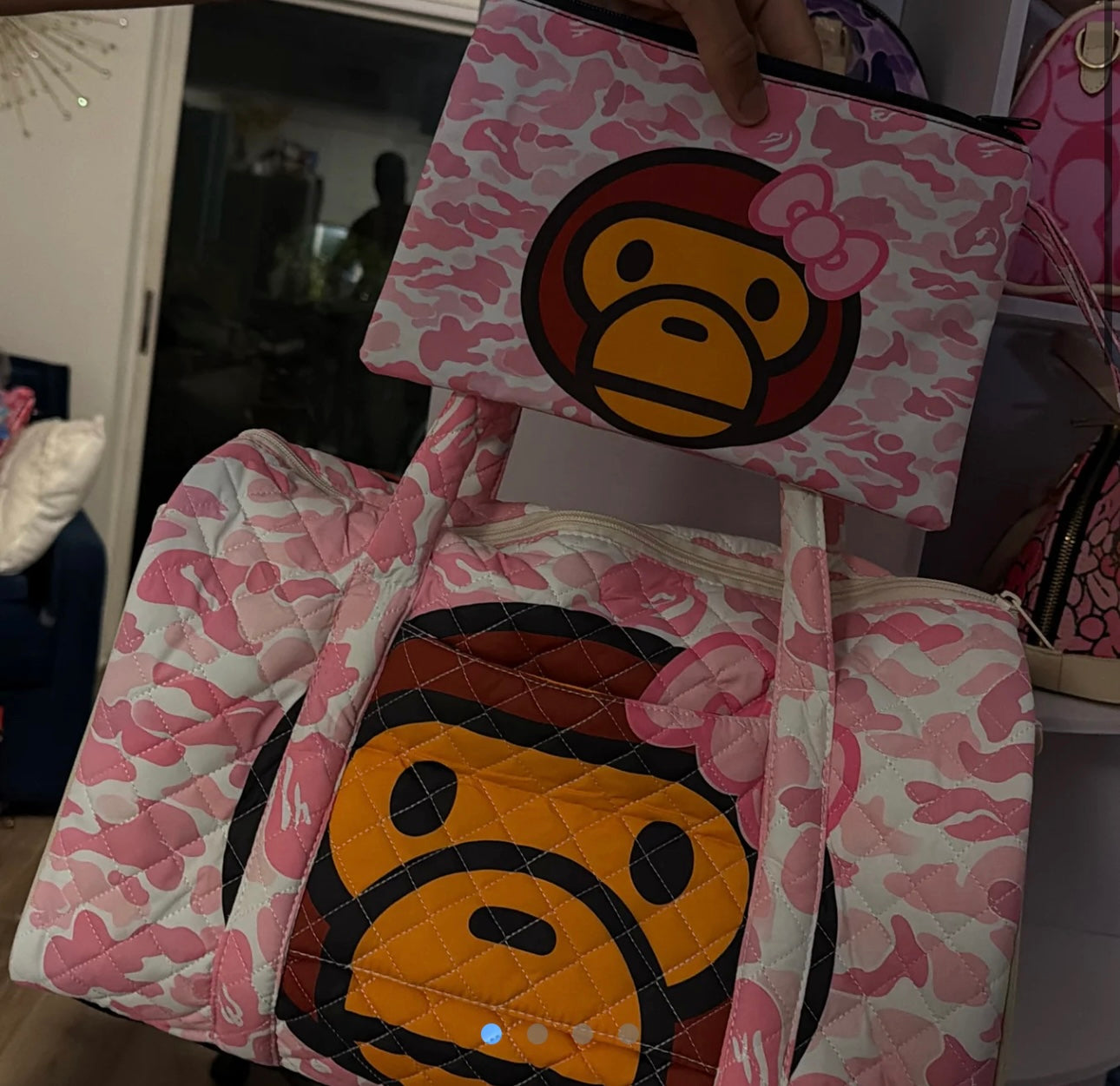 Duffle bags ( only duffle bag)
